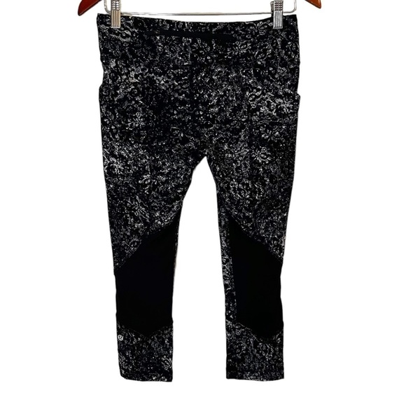 Lululemon Pace Rival Crop *22" - Picture 10 of 15